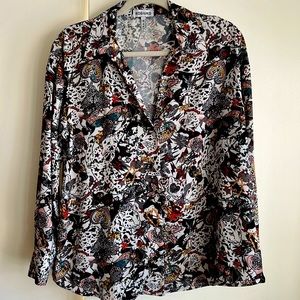 V neck printed losse fit blouse shirt w/ tigers stars hearts long sleeves. M